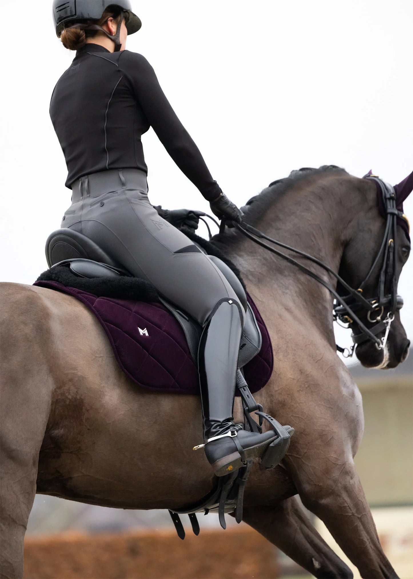 Velvet Jumping Saddle Pad