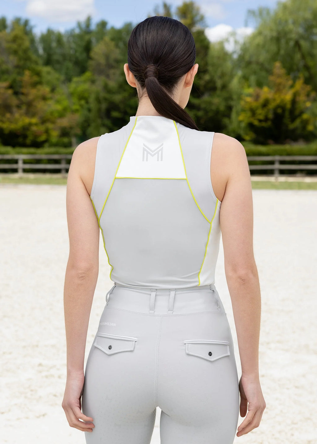 Contrast Sleeveless Base Layer